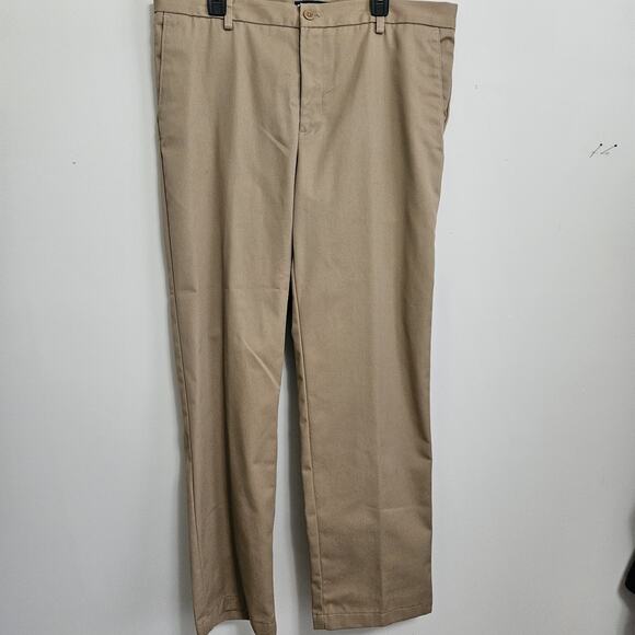Izod Pants Mens 38x32 American Chino Slim Fit Smooth Touch Cotton Flat Front - Picture 2 of 11